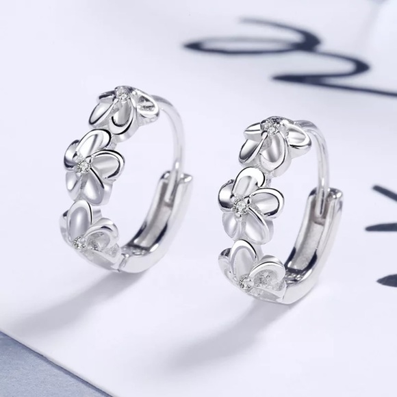Jewelry - 925 Silver Needle Semi-Precious Stone Floral Zircon Round Stud Earrings